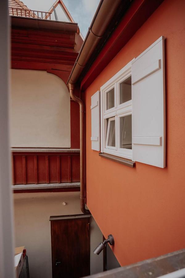 Hotel Gasthaus Zur Sonne Dinkelsbuhl Bagian luar foto